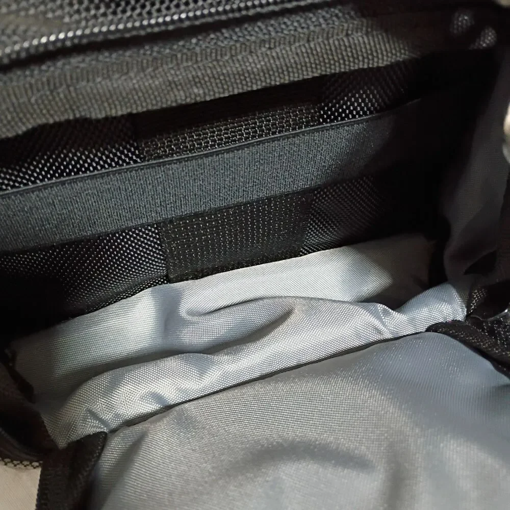 Canon 200DG Camera Bag Large Digital SLR Lens Case Gadget Black Shoulder Strap
